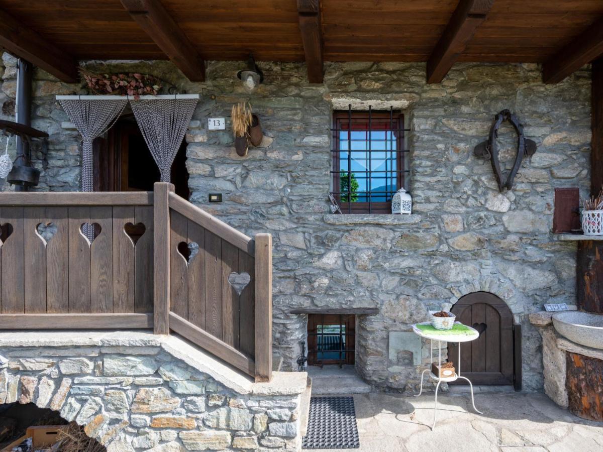 Locazione Turistica Maison Meynet Sarre Esterno foto